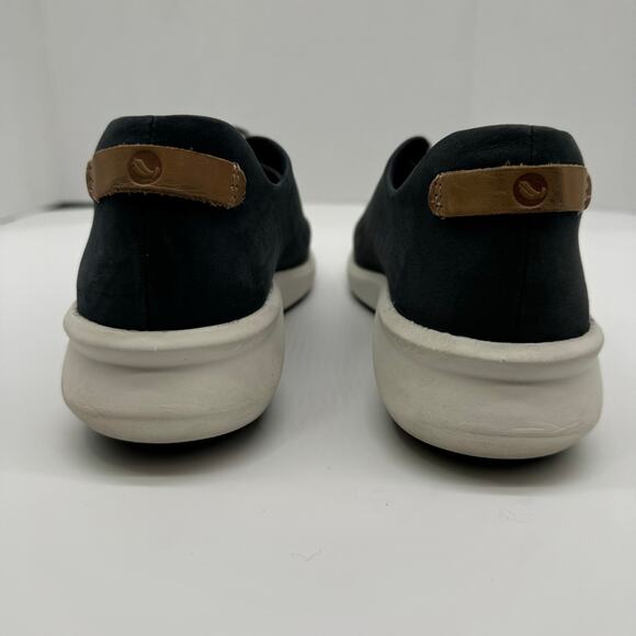 Clarks Unstructured Un Rio Tie Womens Size 8.5 M Navy Nubuck Lightweight Comfort - Picture 7 of 8